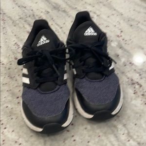 Adidas tennis shoes